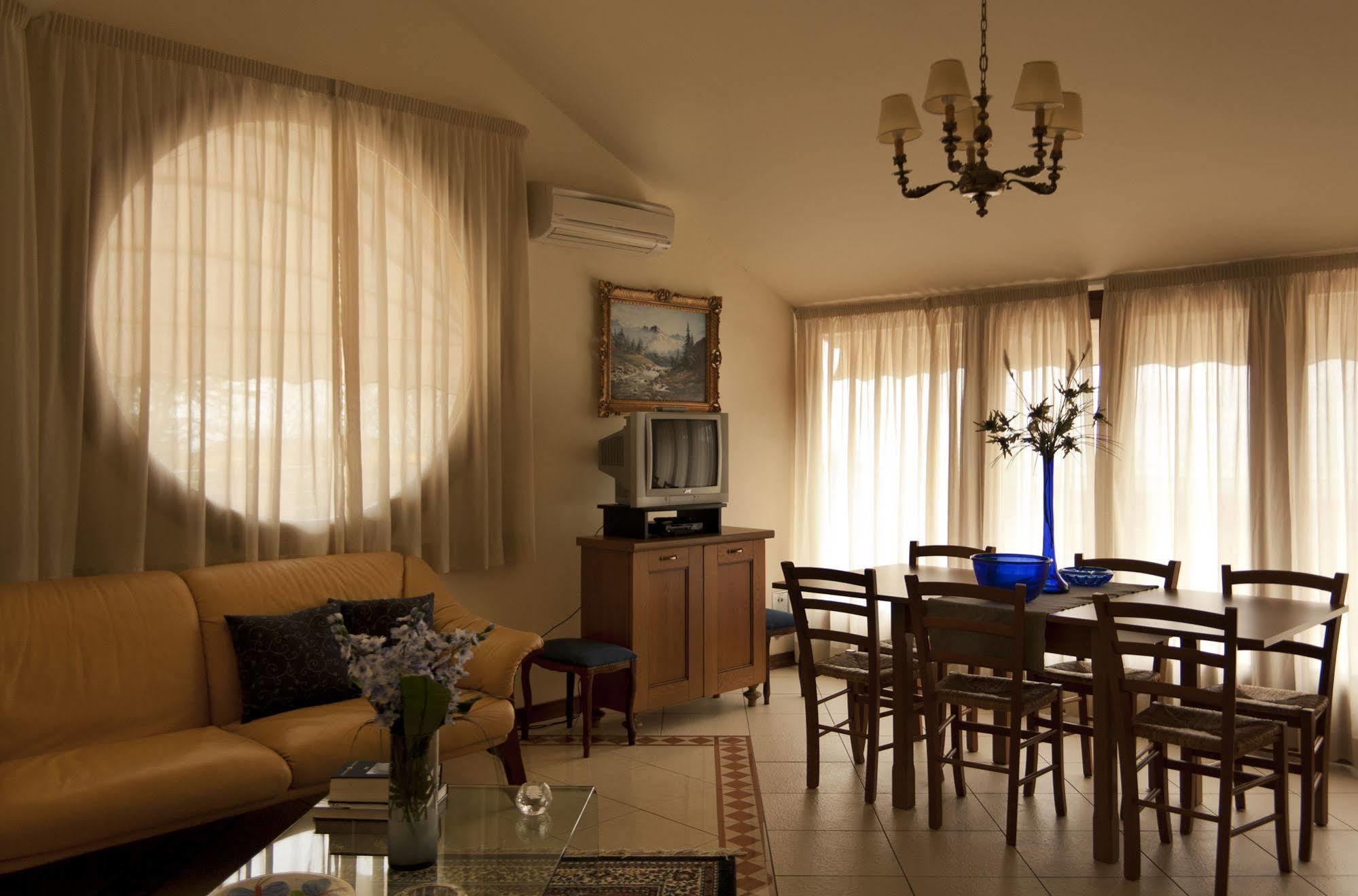 Residence Montefiore San Baronto Extérieur photo
