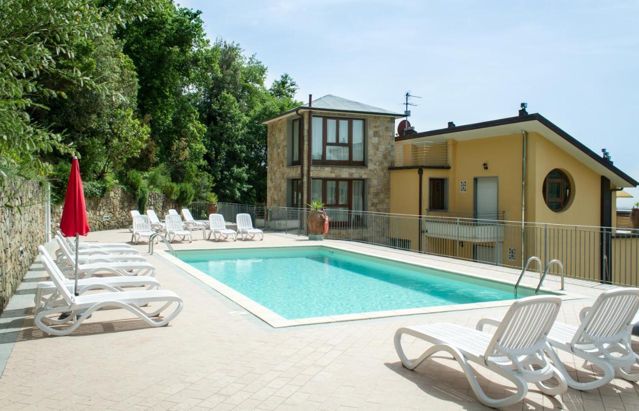 Residence Montefiore San Baronto Extérieur photo